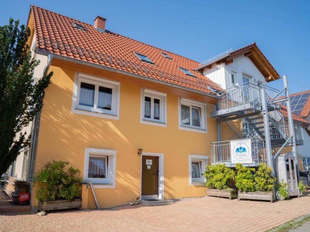 Yogahaus Prasaad Apartment Engen Ngoại thất bức ảnh