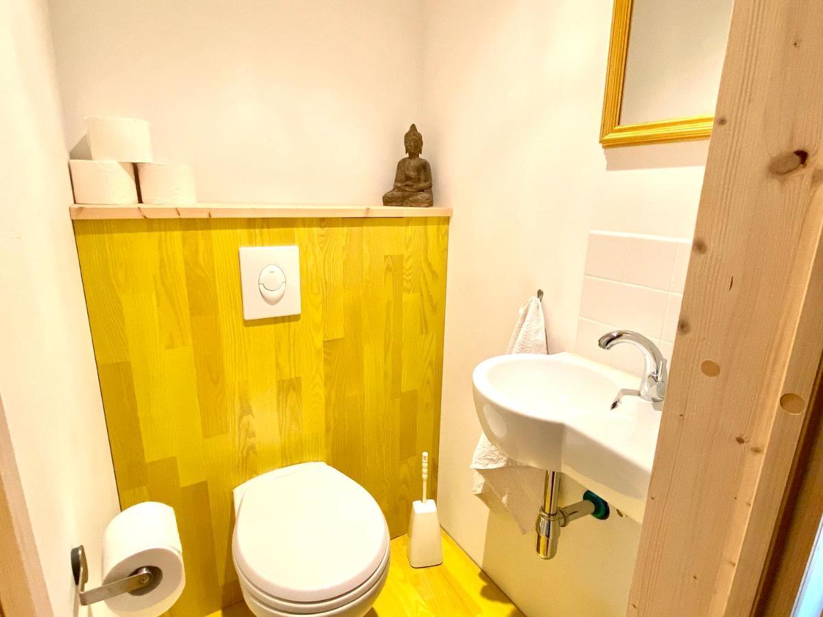 Yogahaus Prasaad Apartment Engen Ngoại thất bức ảnh